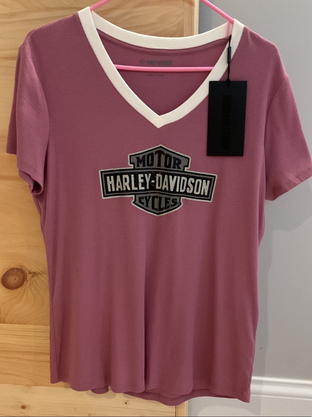 NWT, Harley-Davidson Rose Pink V-Neck Logo Tee with White Trim